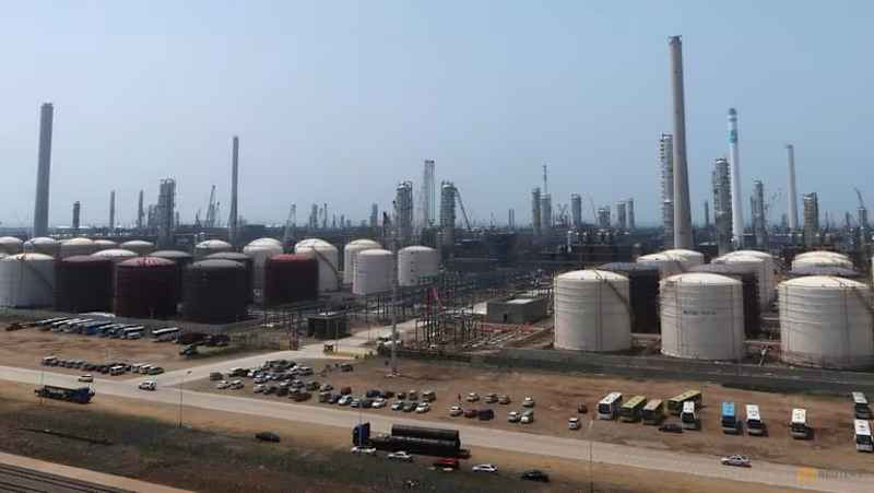 2026-04-24T183621Z_1_LYNXMPEM3N177_RTROPTP_3_CHINA-CNPC-HENGLI
