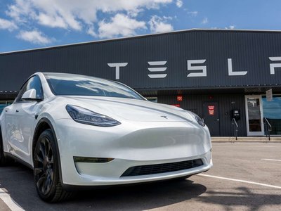 Tesla’s Shift Away from China-Made Parts Signals Growing Concerns Over U.S. Supply Chain Security